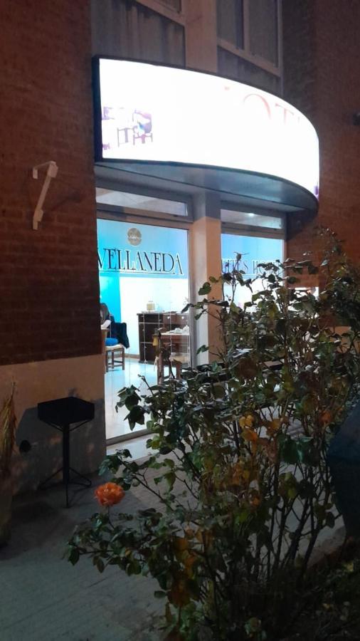 Avellaneda Suites Río Gallegos Extérieur photo