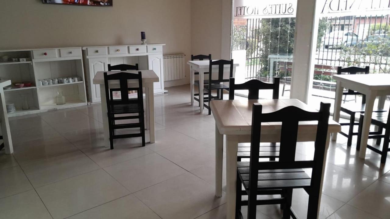Avellaneda Suites Río Gallegos Extérieur photo