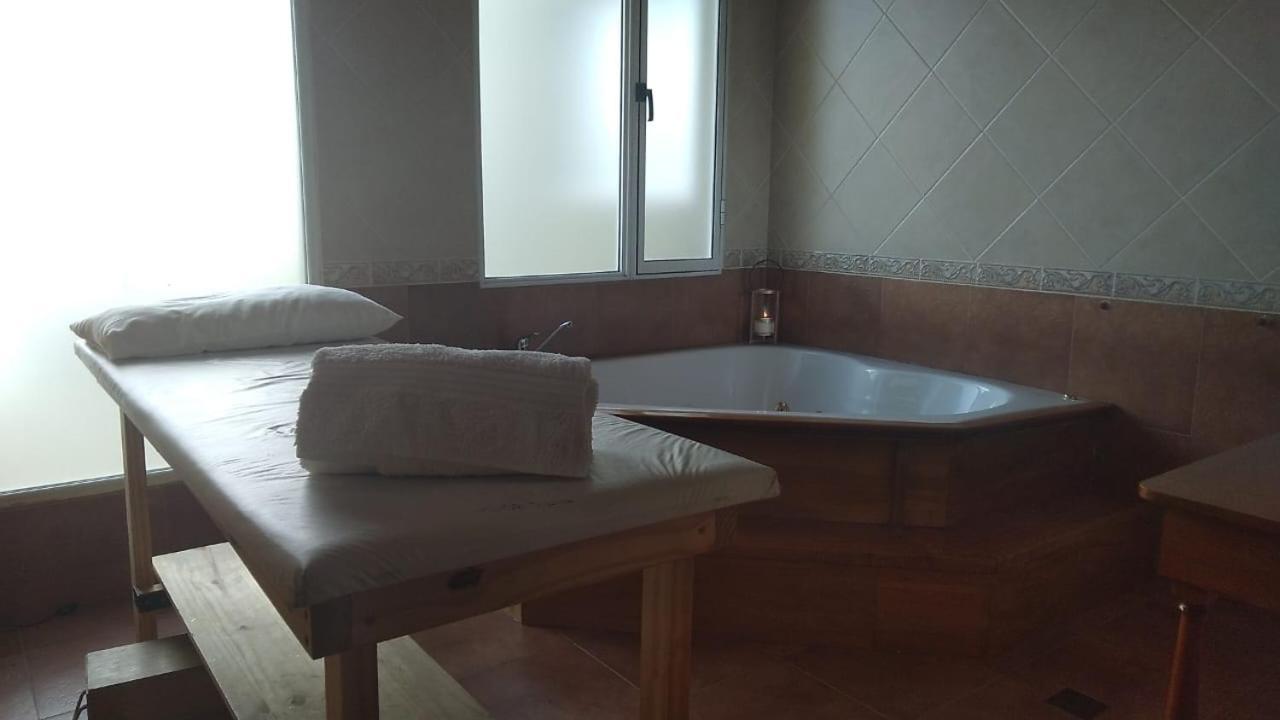 Avellaneda Suites Río Gallegos Extérieur photo
