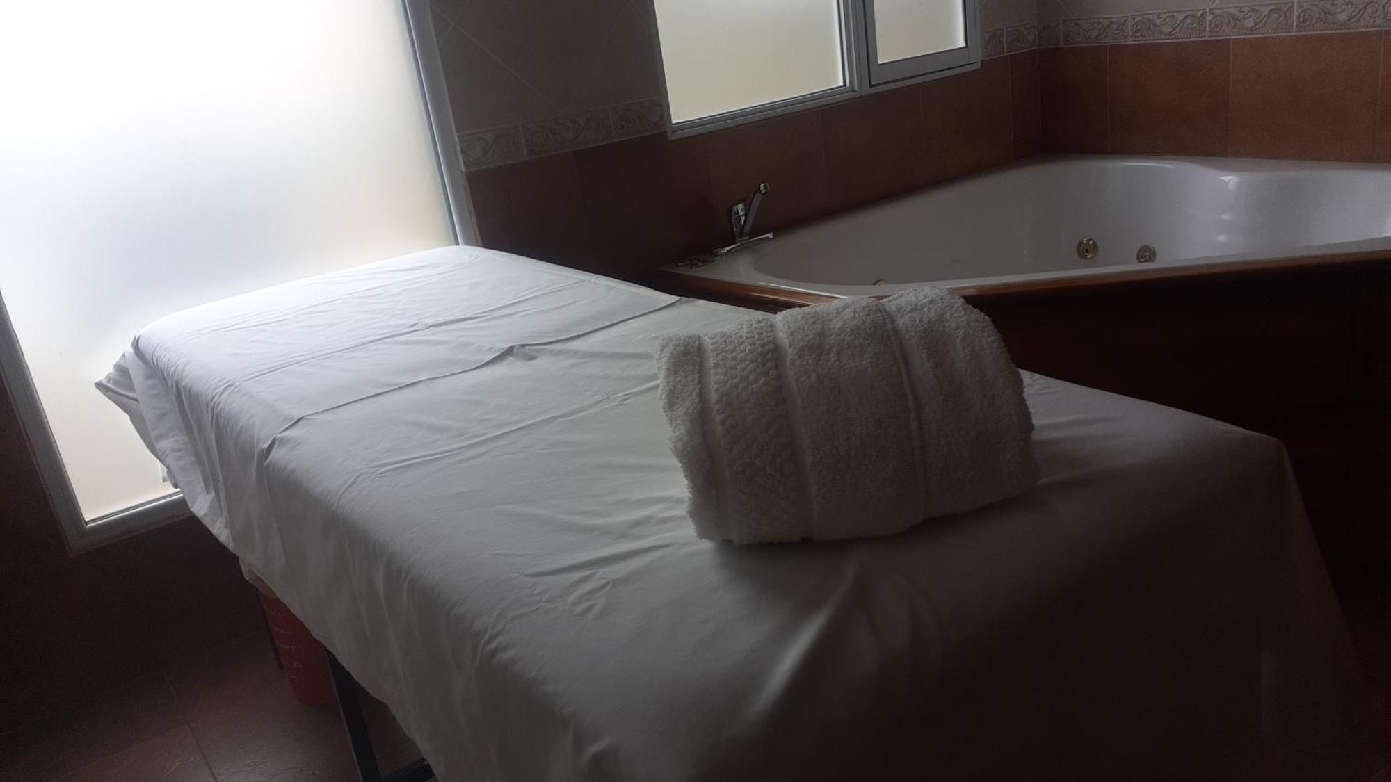 Avellaneda Suites Río Gallegos Extérieur photo